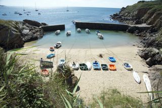 Fietsend op Ile d' Yeu kom je langs de mooiste strandjes.