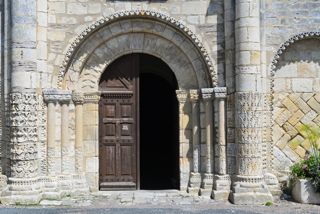 Het prachtige kerkje van Port Saint Denis