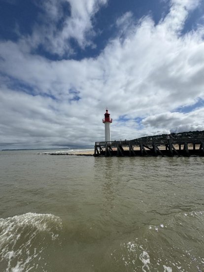 in het geultje bij Deauville.