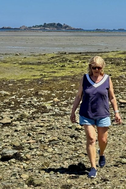 Wandeling in een baai zonder water.