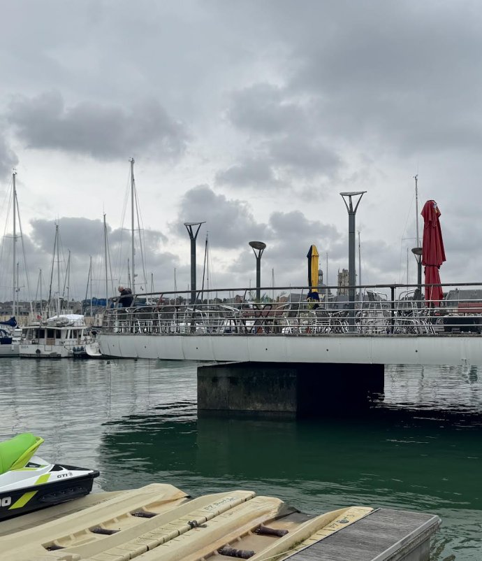 Zondag 27 juli. Dieppe