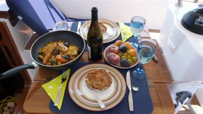 Ja, het is echt afzien op zo'n zeilboot